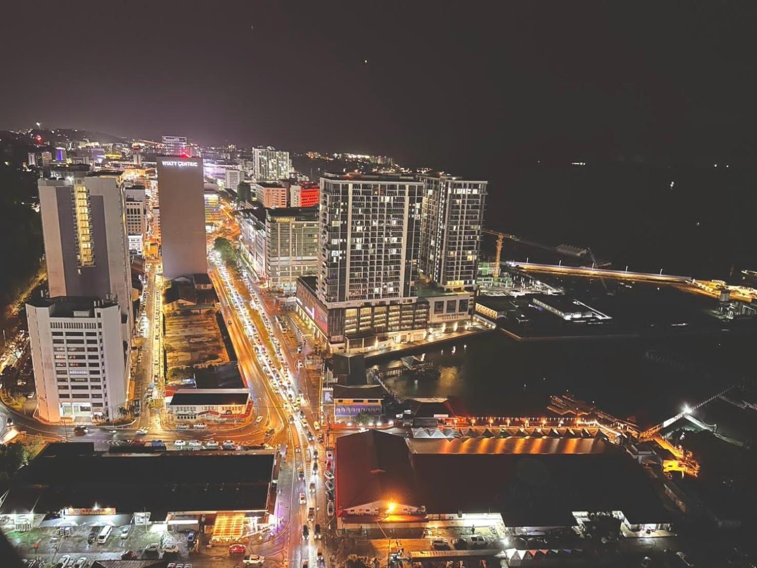 Vv Homestay Jesselton Quay Surla Sabah Mall Kk 亚庇贵赴行馆 Kota Kinabalu Esterno foto