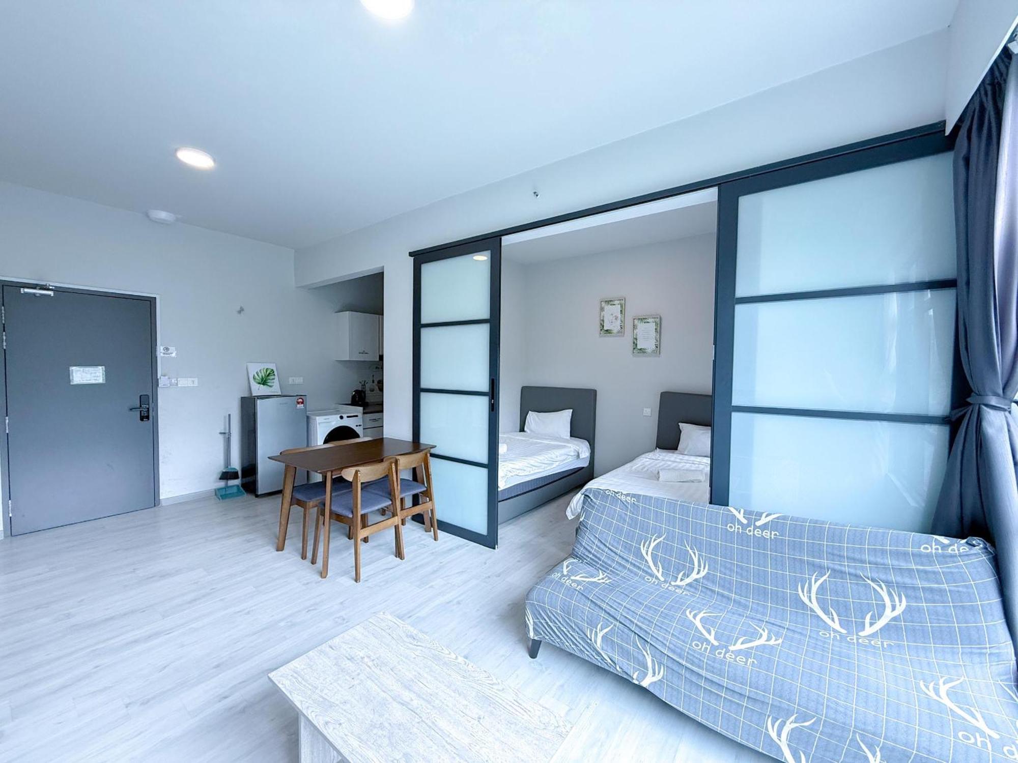 Vv Homestay Jesselton Quay Surla Sabah Mall Kk 亚庇贵赴行馆 Kota Kinabalu Esterno foto