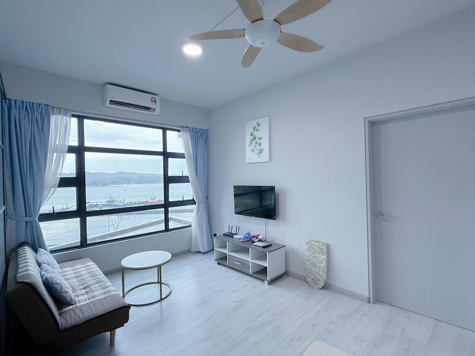 Vv Homestay Jesselton Quay Surla Sabah Mall Kk 亚庇贵赴行馆 Kota Kinabalu Esterno foto